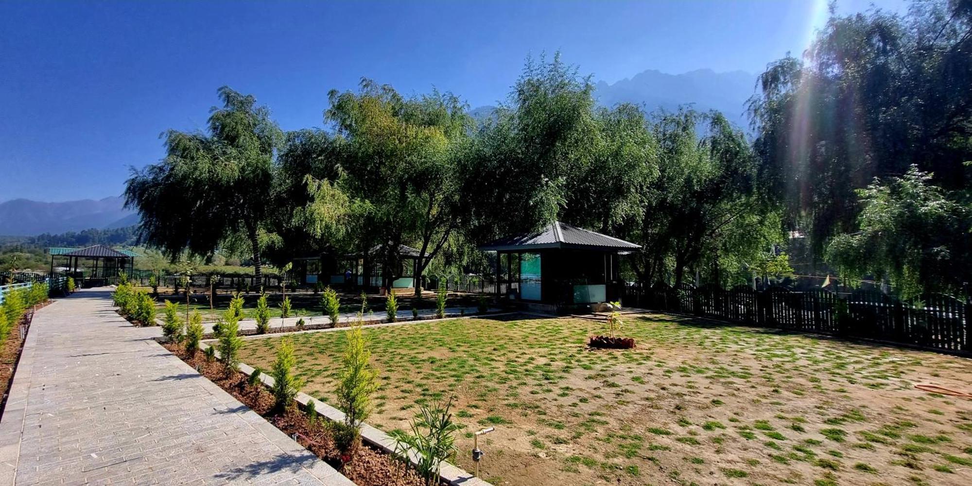 White Water Resorts Pahalgām Dış mekan fotoğraf
